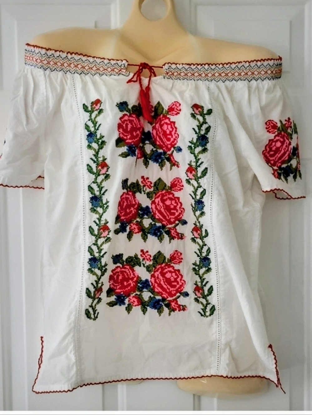 Beautiful embroidery color croos stitch soft cotton kurta /top size L.